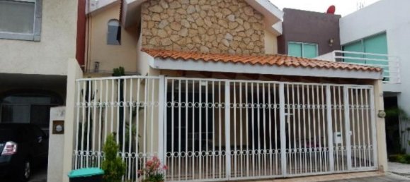 3 bedrooms House in Puebla, Mexico No. 162721 2