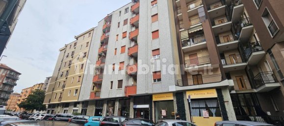 1-salle Propriété commerciale à Sesto San Giovanni, Italy No. 260192 3