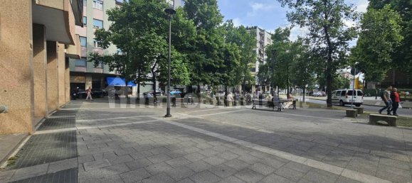 1-salle Propriété commerciale à Sesto San Giovanni, Italy No. 260192 8