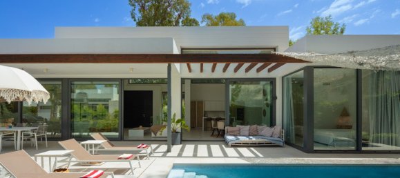 4 bedrooms Villa in Marbella, Spain No. 10114 5