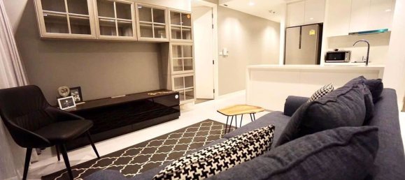 Кондоминиум  с 2 спальнями в Сатхон, Таиланд № 4523 6