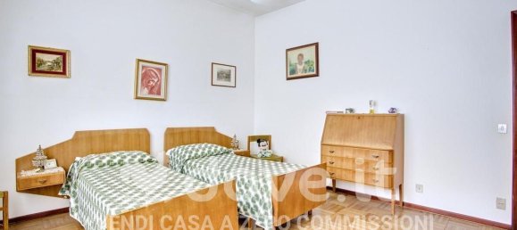 Villa de 10 dormitorios en Cittiglio, Italy No. 329692 22