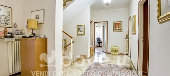 Villa de 10 dormitorios en Cittiglio, Italy No. 329692 17