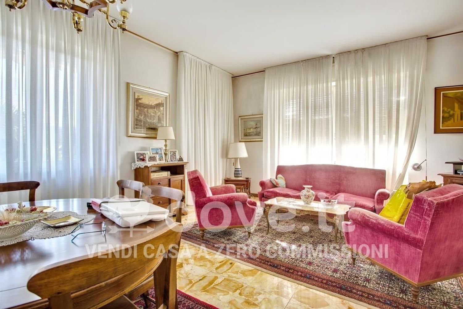 Villa de 10 dormitorios en Cittiglio, Italy No. 329692