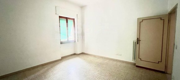 5 rooms Apartment in San Giovanni Valdarno, Italy No. 41347 13