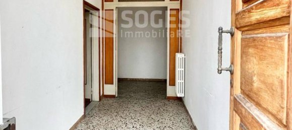 5 rooms Apartment in San Giovanni Valdarno, Italy No. 41347 5