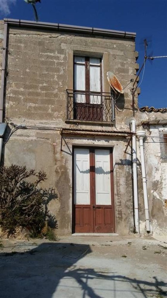 Casa de 2 dormitorios en Sciacca, Italy No. 403809