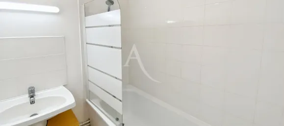 Дом с 3 спальнями в Вореаль, Франция № 320772 7