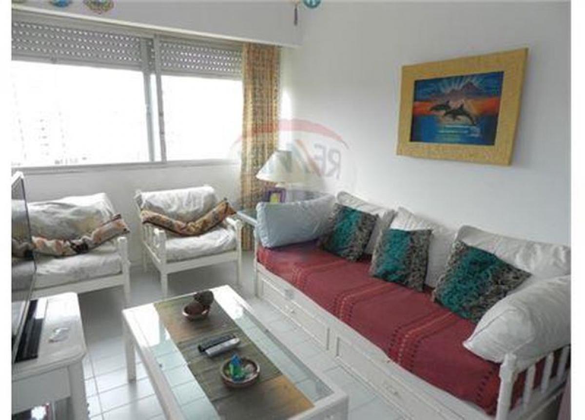 2 bedrooms Apartment in Maldonado, Uruguay No. 2277