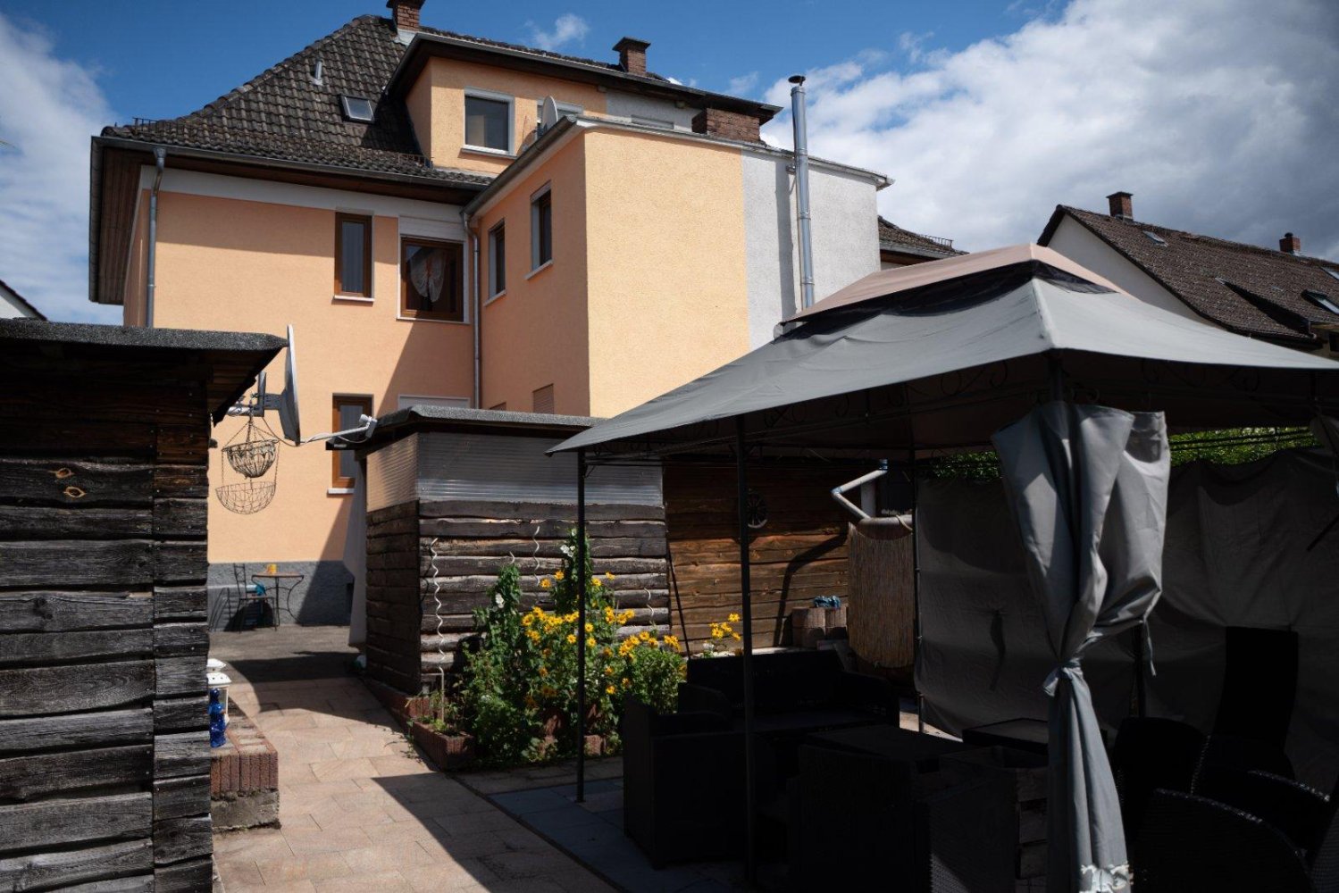 7 rooms Townhouse in Hesse, Germany No. 237954