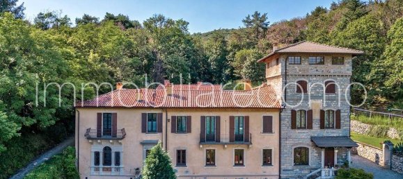 5 rooms Building in Como, Italy No. 266841 24