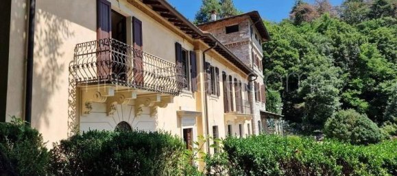 5 rooms Building in Como, Italy No. 266841 5