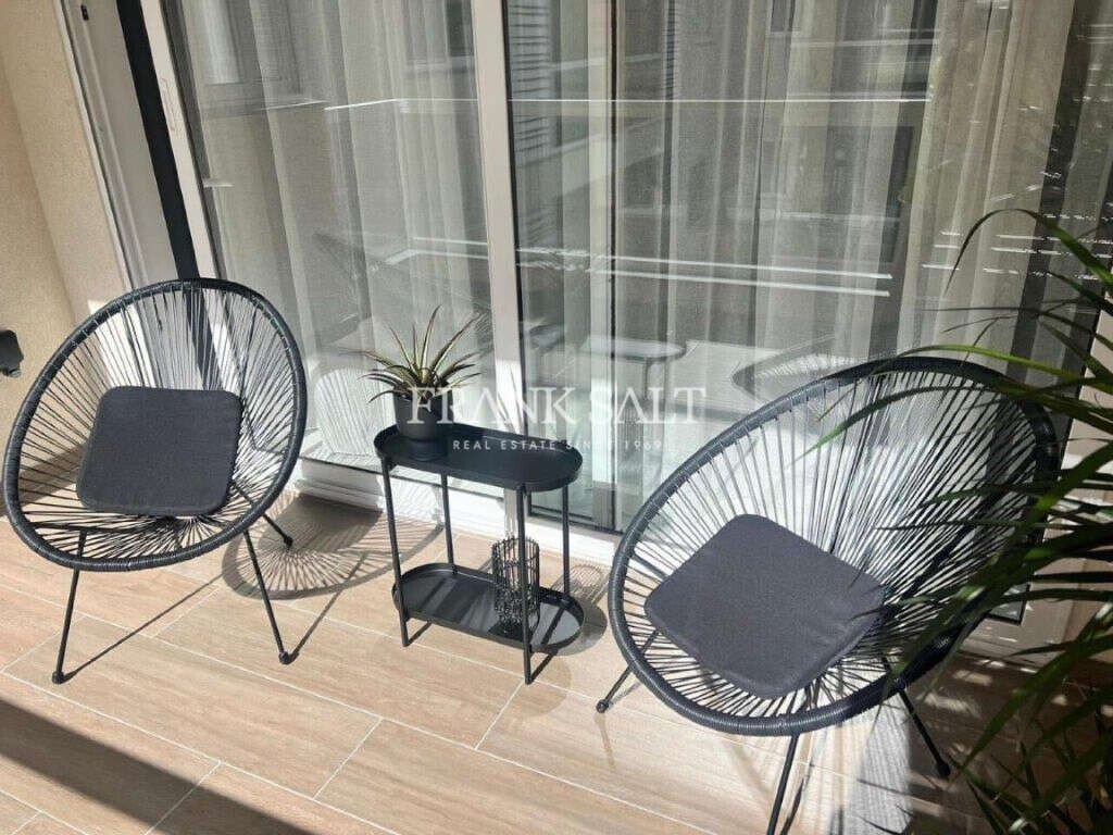 Apartamento T2 em Saint Paul's Bay, Malta N.º 1497