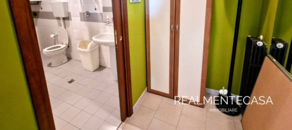 Propiedad comercial de 2 habitaciónes en Abbiategrasso, Italy No. 66297 12