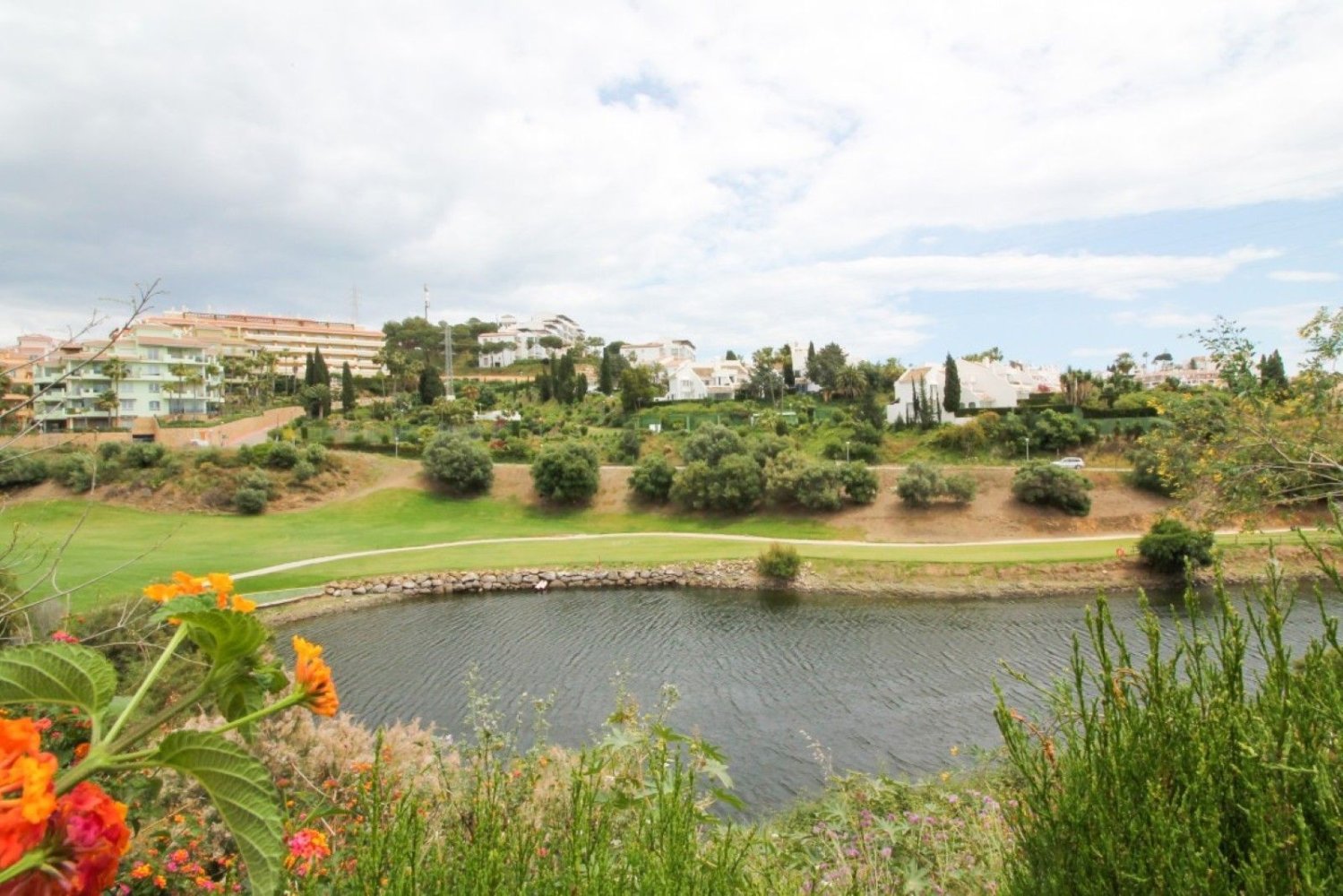 3 bedrooms Townhouse in Mijas, Spain No. 134826