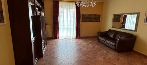 7 rooms Apartment in Trani, Italy No. 256947 5
