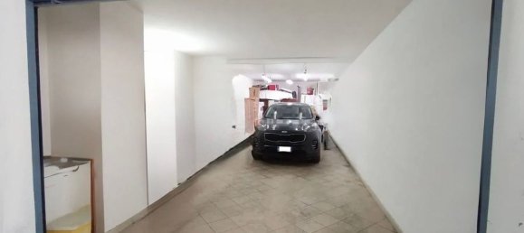 7 rooms Apartment in Trani, Italy No. 256947 14