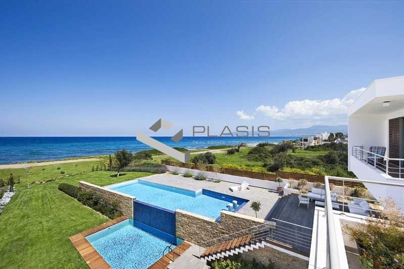 4 bedrooms Villa in Polis, Cyprus No. 106614