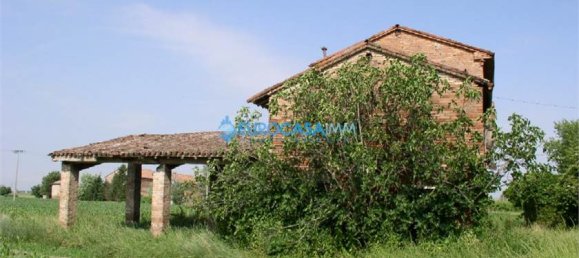 3 chambres Maison à Concordia sulla Secchia, Italy No. 61149 6