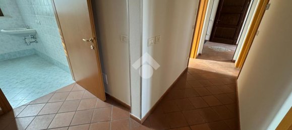 5-Zimmer Büro in Massa Lombarda, Italy, Nr. 22045 21