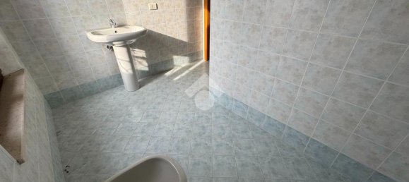 5-Zimmer Büro in Massa Lombarda, Italy, Nr. 22045 47