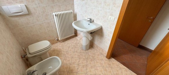 5-Zimmer Büro in Massa Lombarda, Italy, Nr. 22045 22