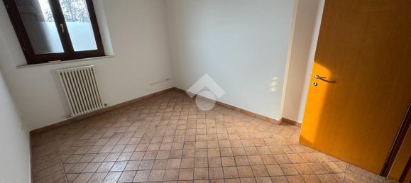 5-Zimmer Büro in Massa Lombarda, Italy, Nr. 22045 12