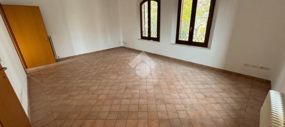 5-Zimmer Büro in Massa Lombarda, Italy, Nr. 22045 36