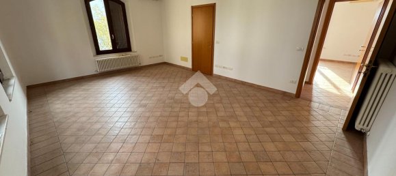 5-Zimmer Büro in Massa Lombarda, Italy, Nr. 22045 34