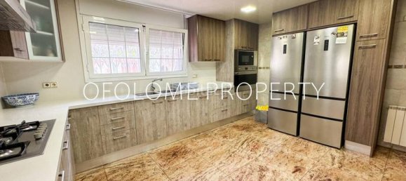 4 bedrooms House in Santa Perpetua De Mogoda, Spain No. 188479 3