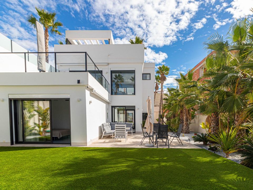 4 غرف نوم فيلا في San Fulgencio, Spain رقم 184790