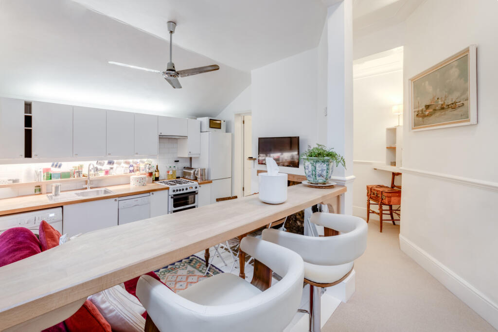 Apartamento de 2 dormitorios en Putney, United Kingdom No. 9043