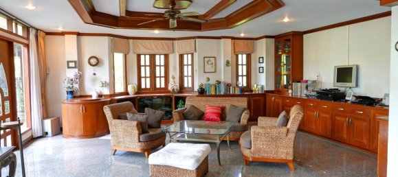 4 bedrooms Villa in Chalong, Thailand No. 11023 5