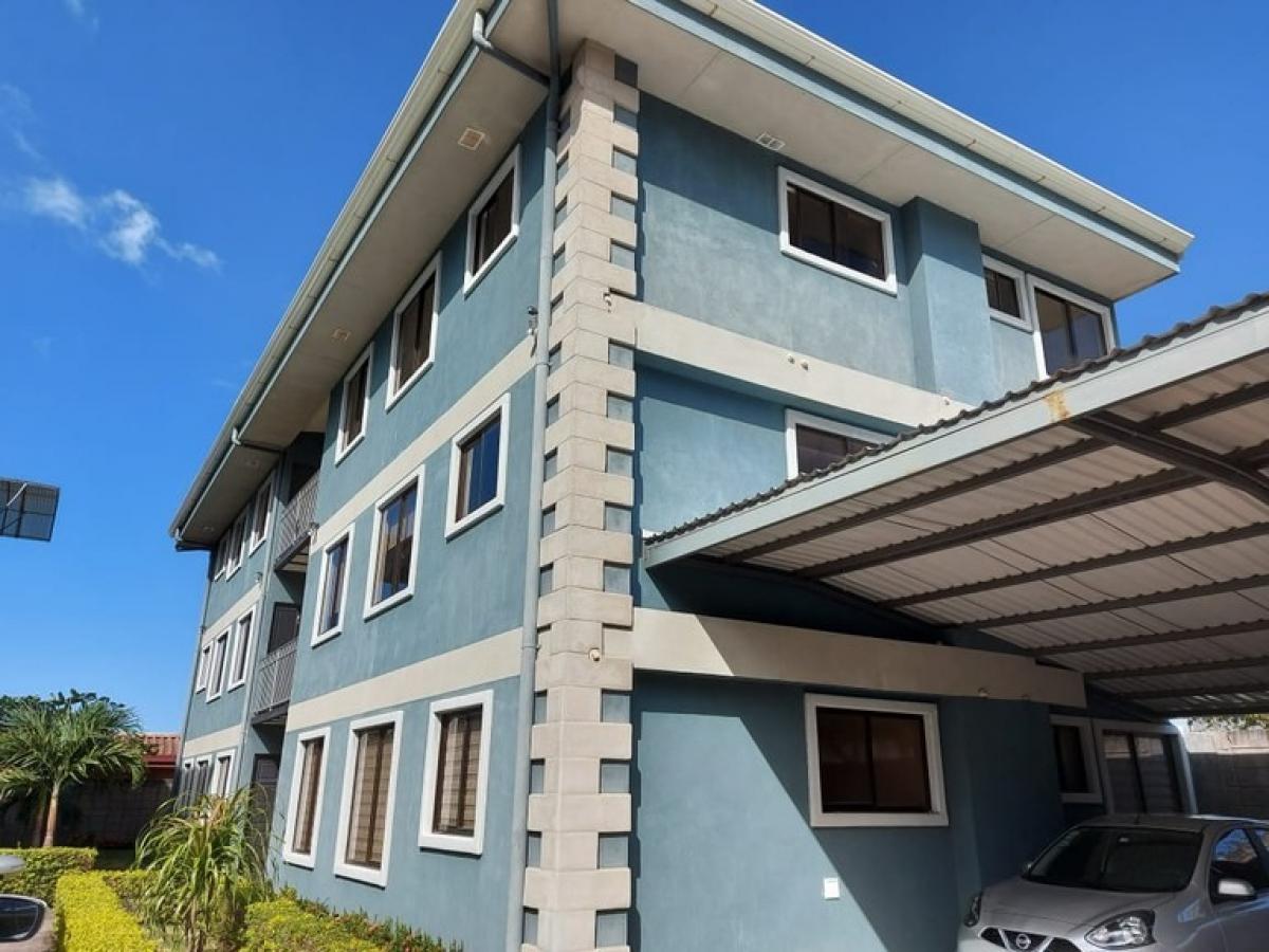 Apartamento com 2 quartos em condomínio em Santa Ana, Costa Rica N.º 759