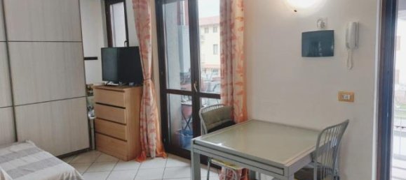 2 bedrooms Apartment in Sesto San Giovanni, Italy No. 251375 2