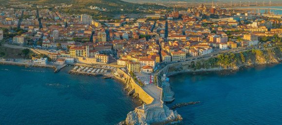 3-salle Appartement à Piombino, Italy No. 297050 10