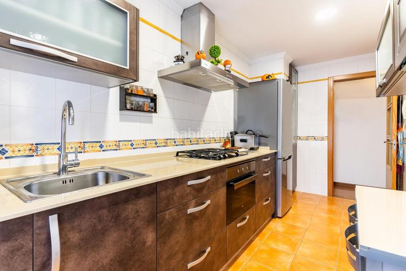 Apartamento de 4 dormitorios en Cádiz, Spain No. 235988