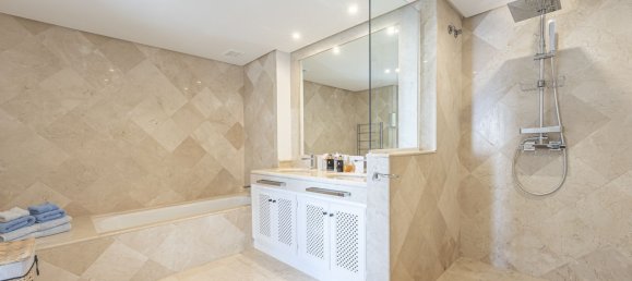 Квартира с 4 спальнями в Марбелья, Испания № 150137 23