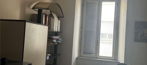 7-salle Appartement à Livorno, Italy No. 103465 11