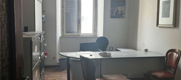 7-salle Appartement à Livorno, Italy No. 103465 10