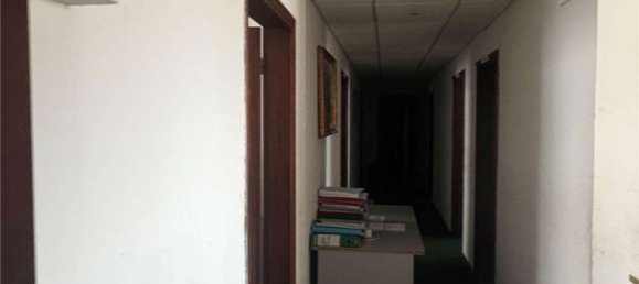 7-salle Appartement à Livorno, Italy No. 103465 19