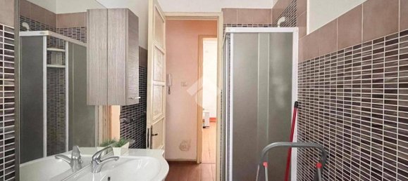 Apartamento de 2 dormitorios en Catania, Italy No. 48254 32