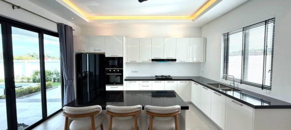 Villa de 3 dormitorios en Hua Hin, Thailand No. 61609 6