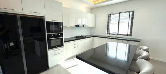 Villa de 3 dormitorios en Hua Hin, Thailand No. 61609 7