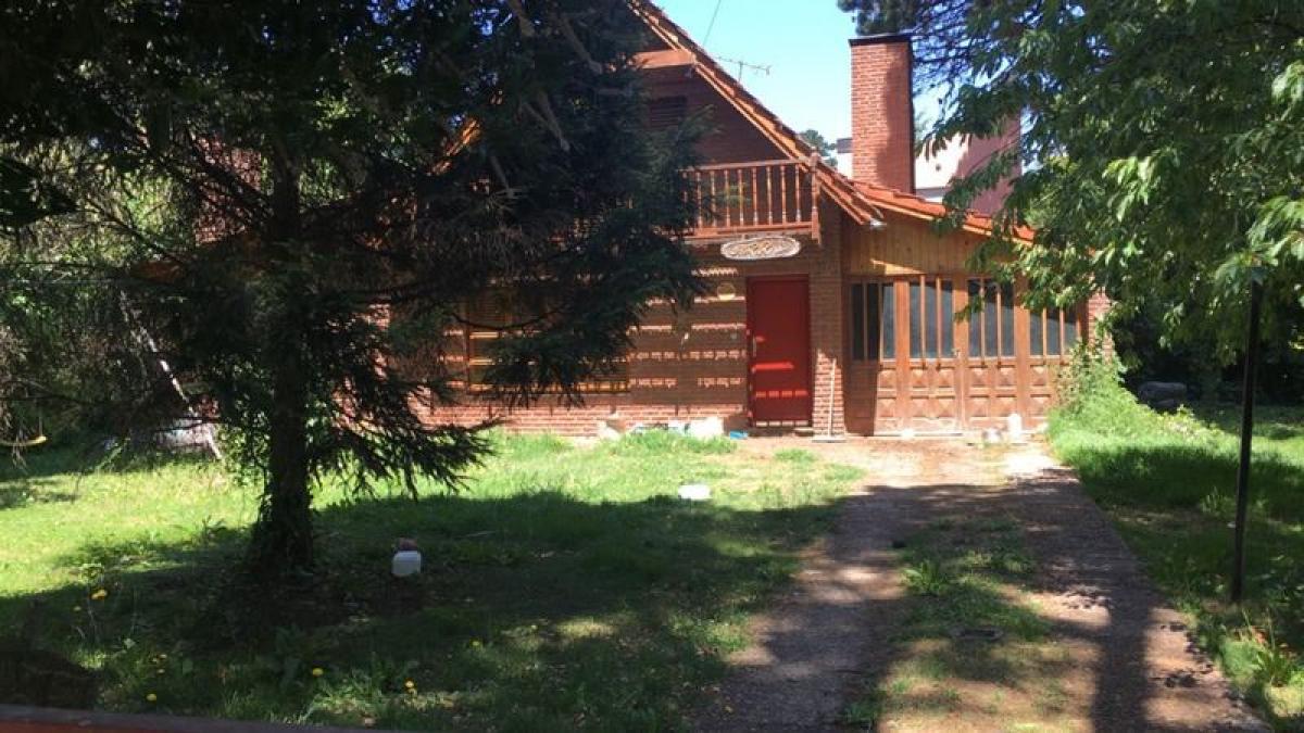 2 bedrooms House in Mar del Plata, Argentina No. 68892