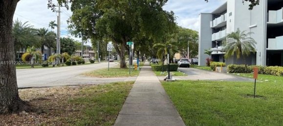 1 bedroom Commercial property for sale in Miami, Miami-Dade, Florida, USA № 615824 3