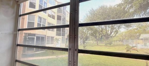 1 bedroom Commercial property for sale in Miami, Miami-Dade, Florida, USA № 615824 5