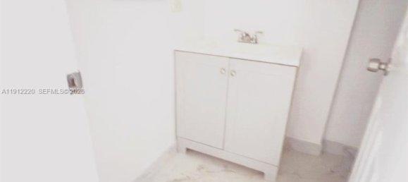 1 bedroom Commercial property for sale in Miami, Miami-Dade, Florida, USA № 615824 12
