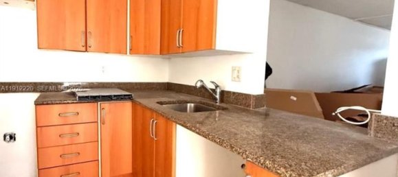 1 bedroom Commercial property for sale in Miami, Miami-Dade, Florida, USA № 615824 8
