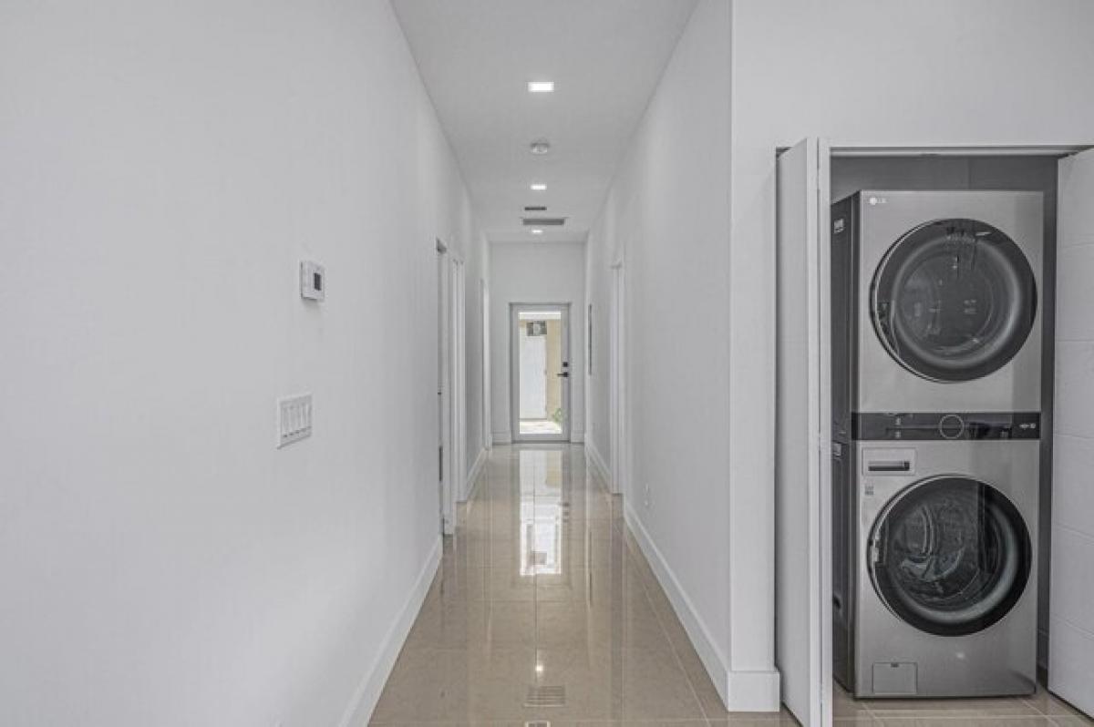 Дом с 4 спальнями в Форт-Пирс, США № 440745